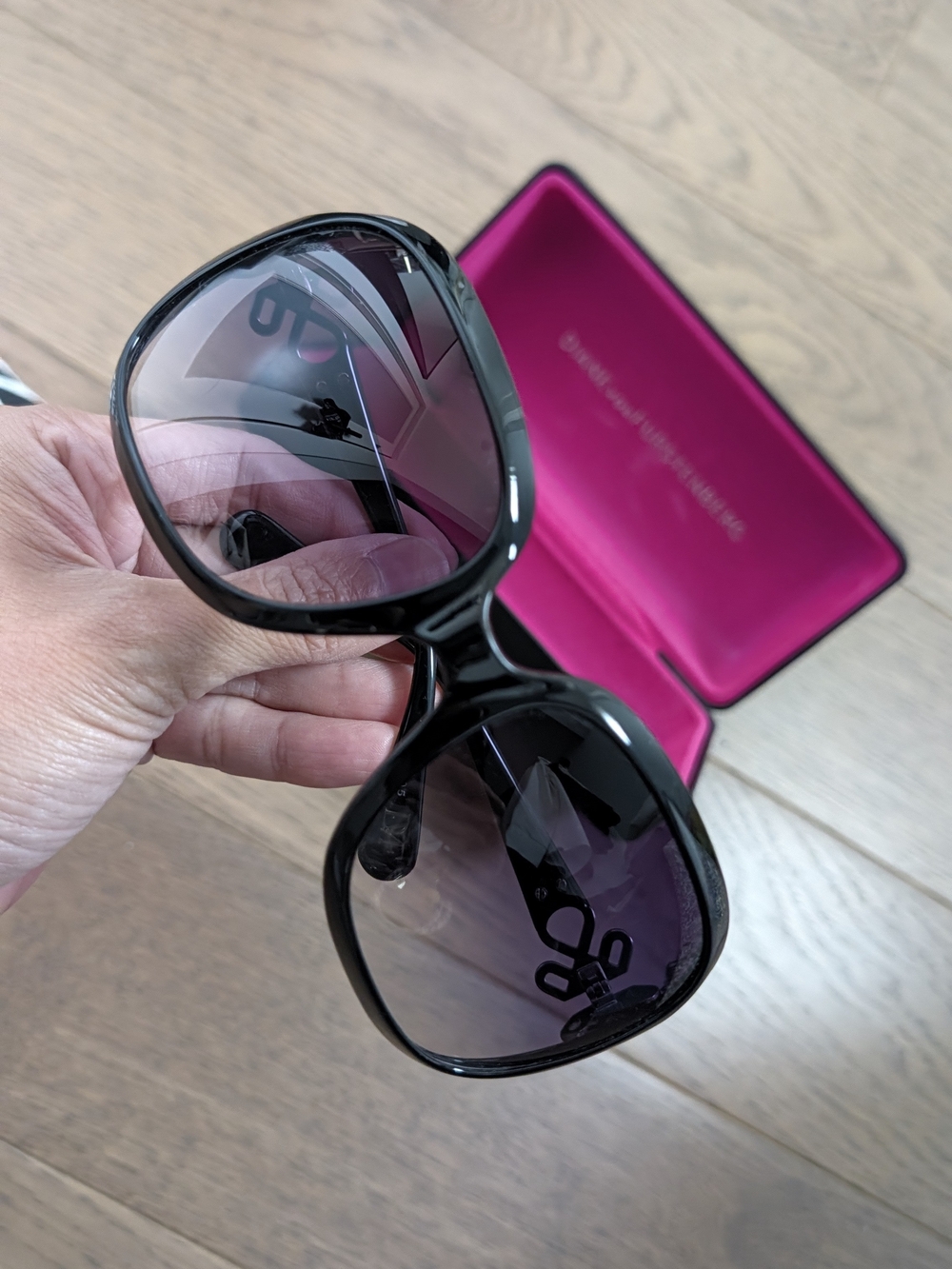 DCF Diane von Furstenberg Black Oversized Women's Sunglasses